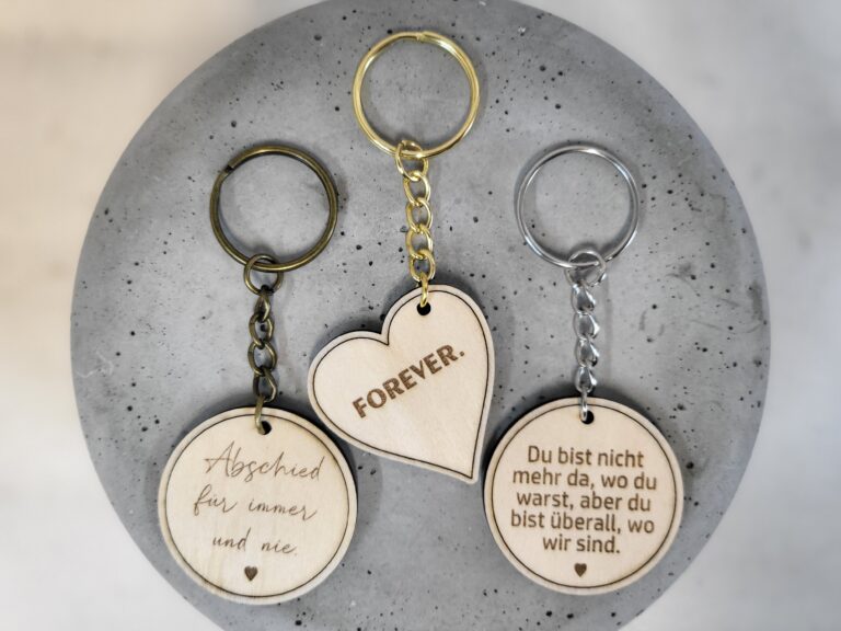 Personalisierte Holzanhänger, Schlüsselanhänger, Andenken, Trauergeschenk