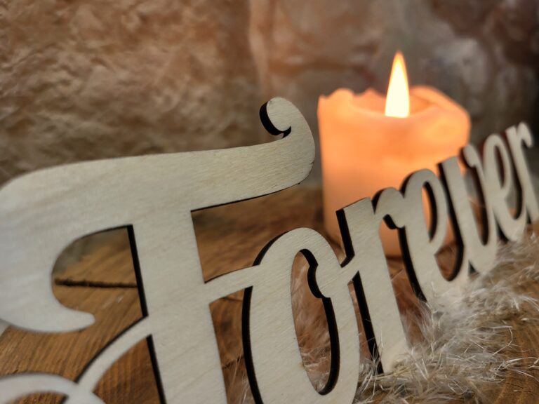 Holzdekoration Schriftzug Forever