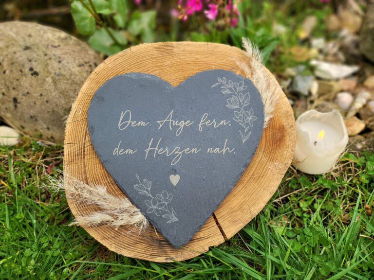 Personalisierte Schieferplatte Herz, Andenken, Trauergeschenk